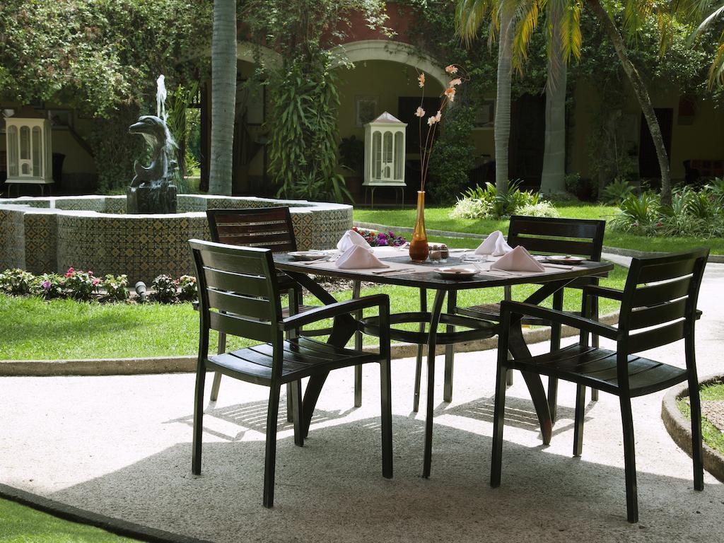 Hotel Racquet Cuernavaca Exterior photo